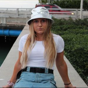 Meet your Posher, Erin